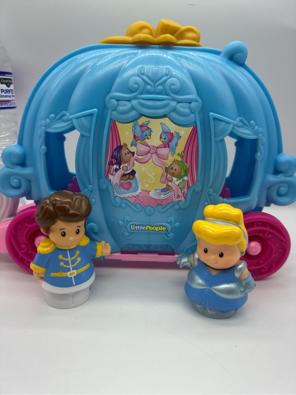 Fisher-Price Little People Disney Princess Cinderella’s Dancing Carriage Coach - Picture 8 of 13